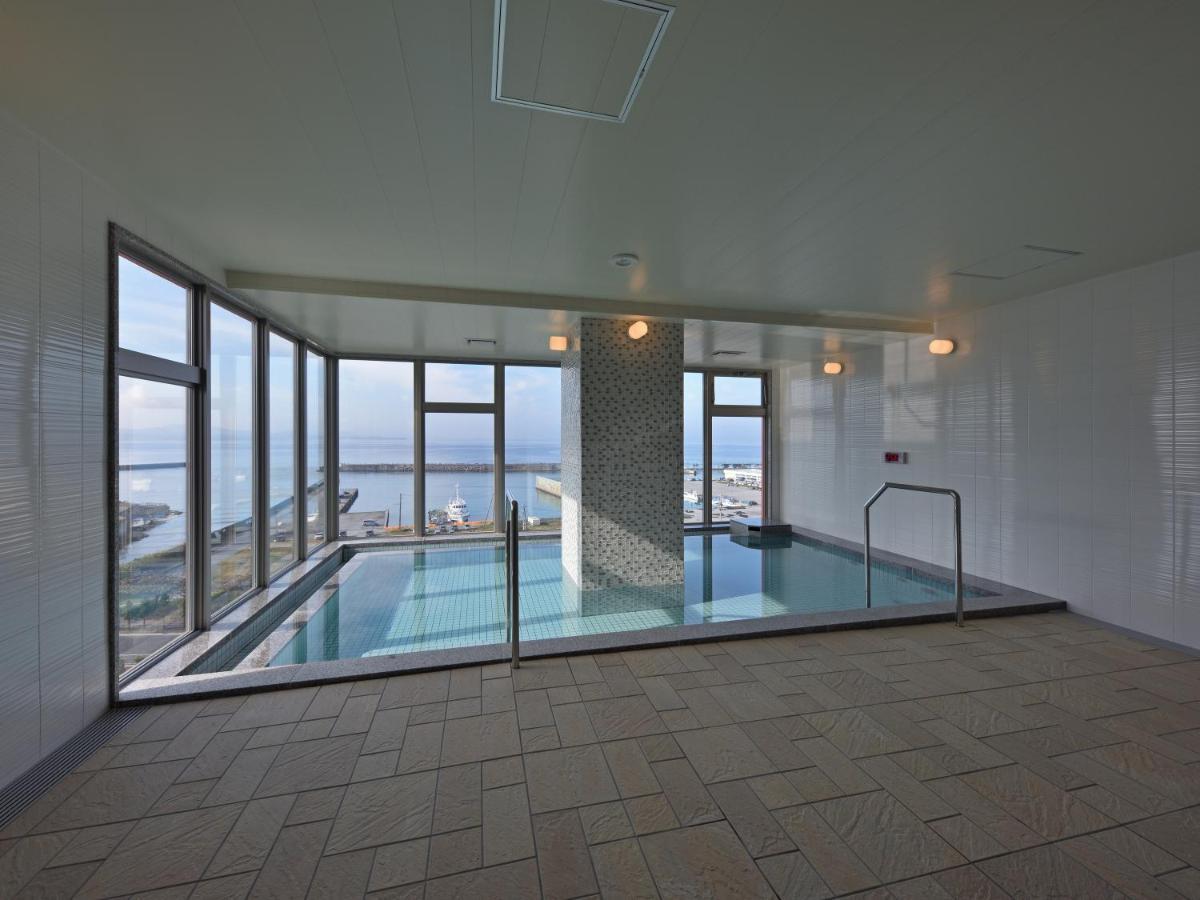 Green Rich Hotel Okinawa Nago Buitenkant foto