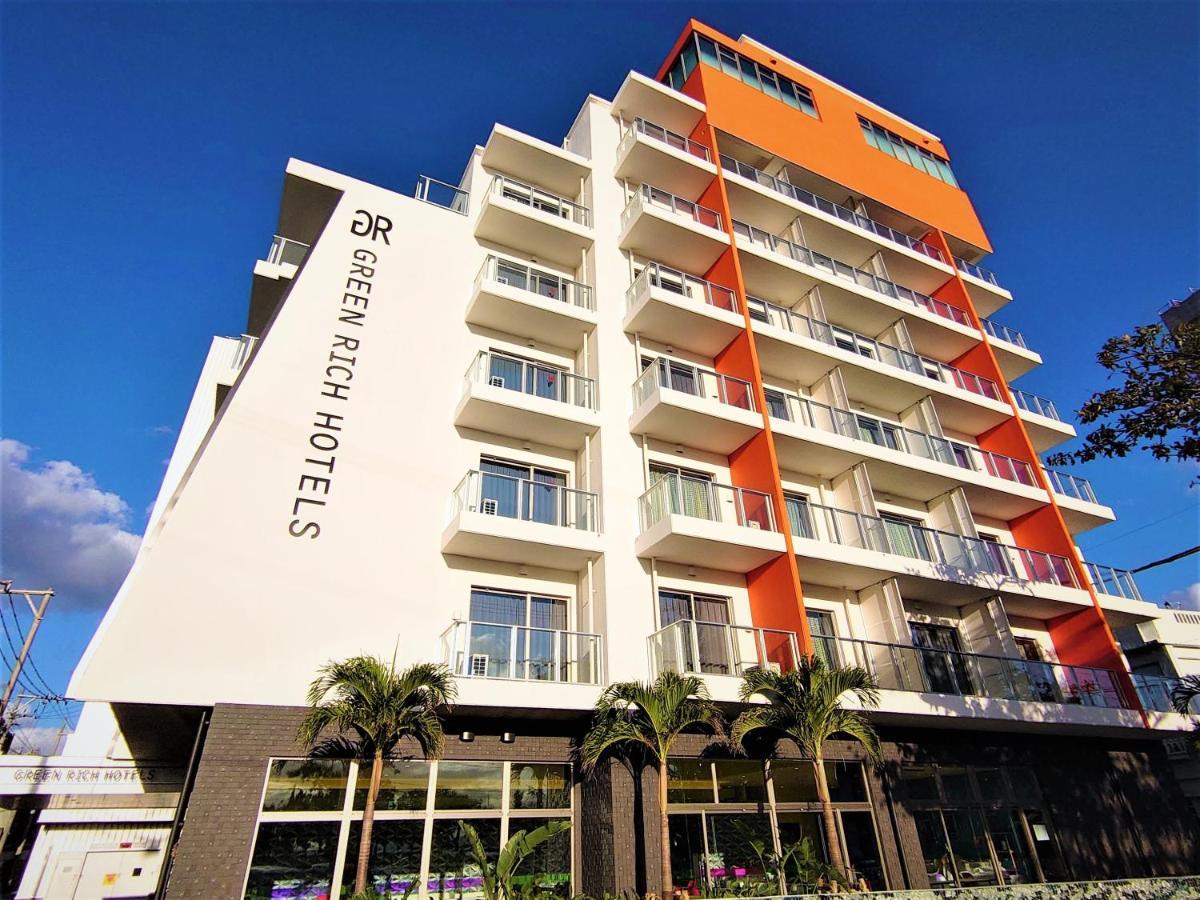 Green Rich Hotel Okinawa Nago Buitenkant foto